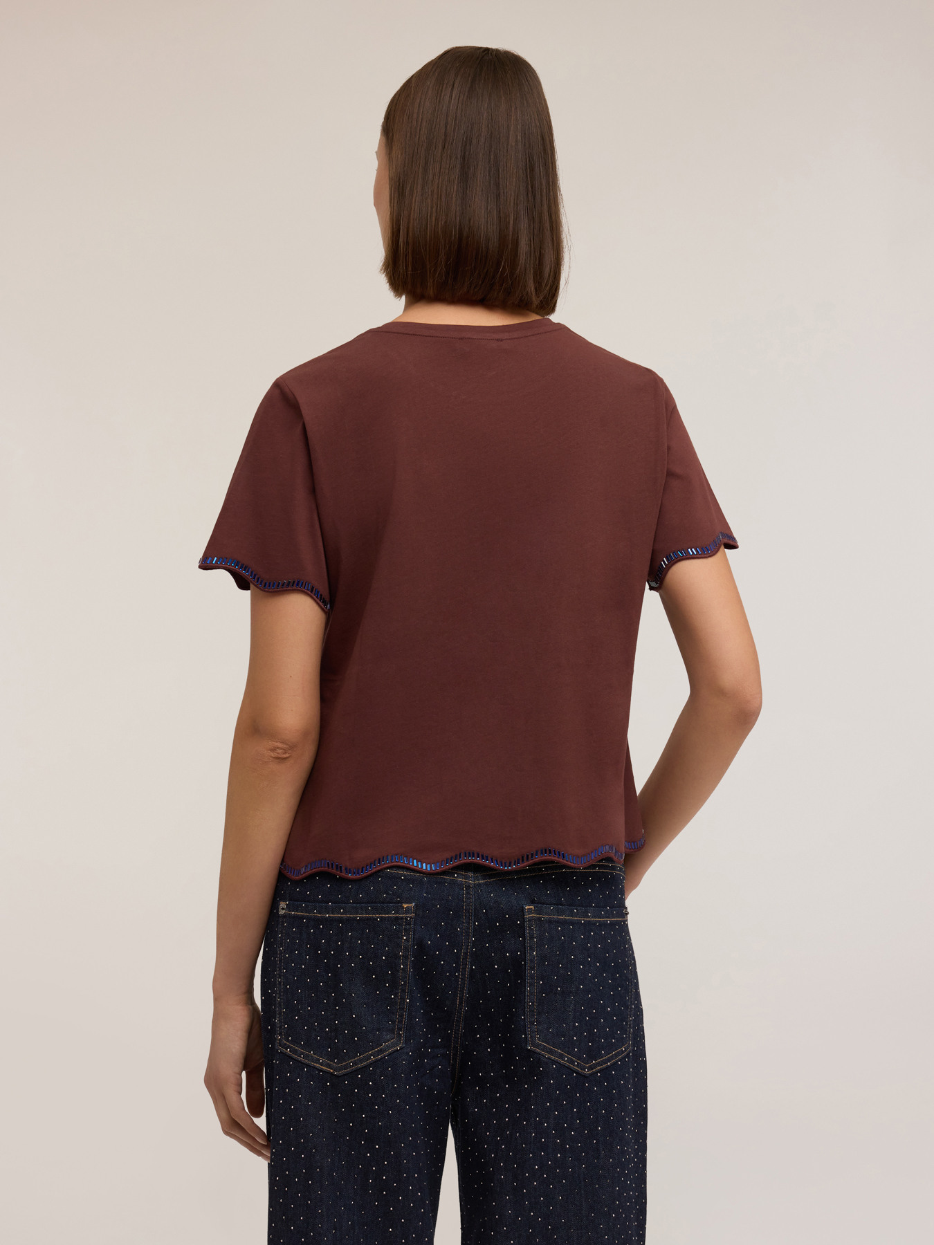 T-shirt with wavy and embroidered hems image number 1