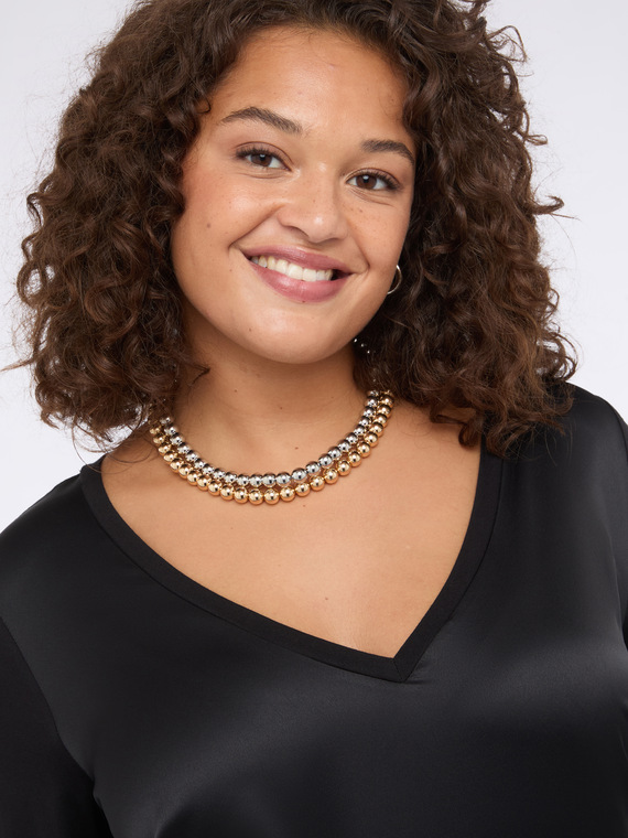 Two-tone gold and silver pearl necklace