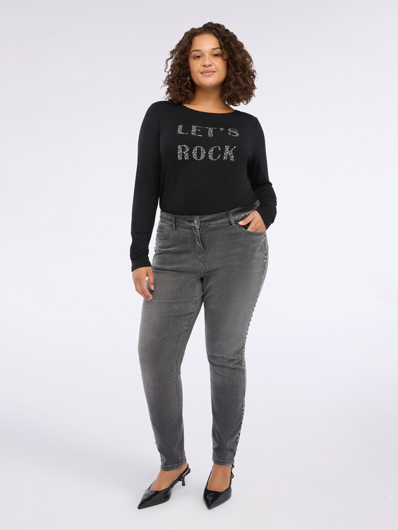 Jeans skinny con borchie