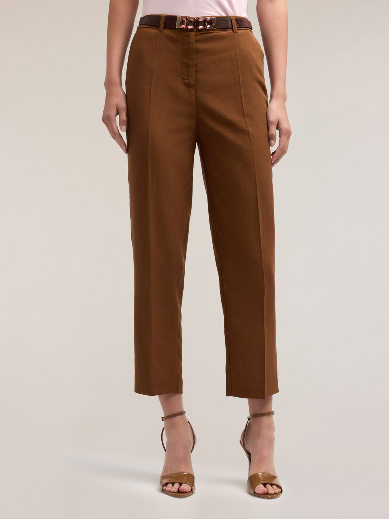 Regular fit trousers in lyocell blend image number 3