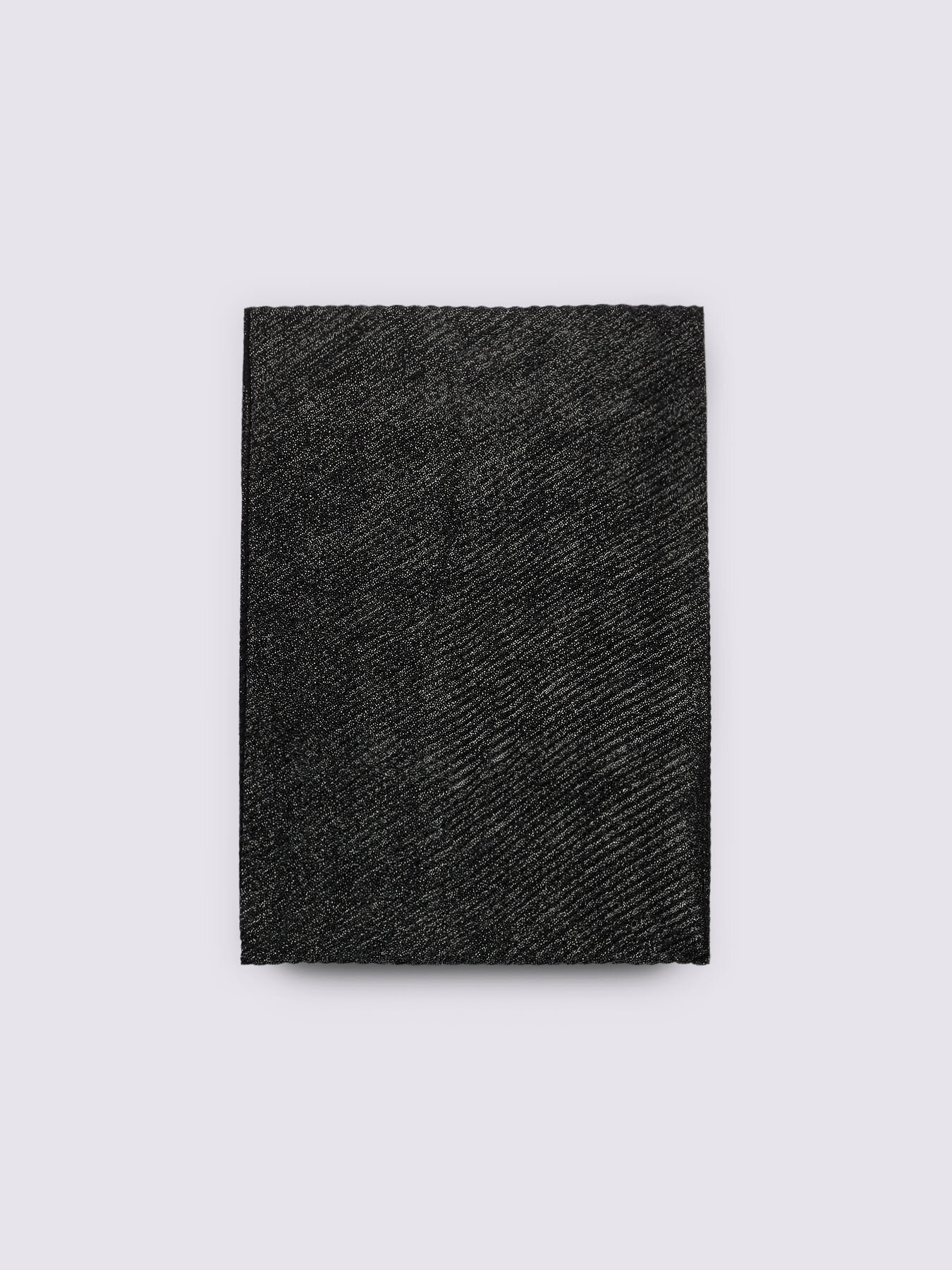 Long scarf with shiny effect image number 1