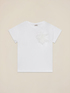 Camiseta con broche de flor image number 3