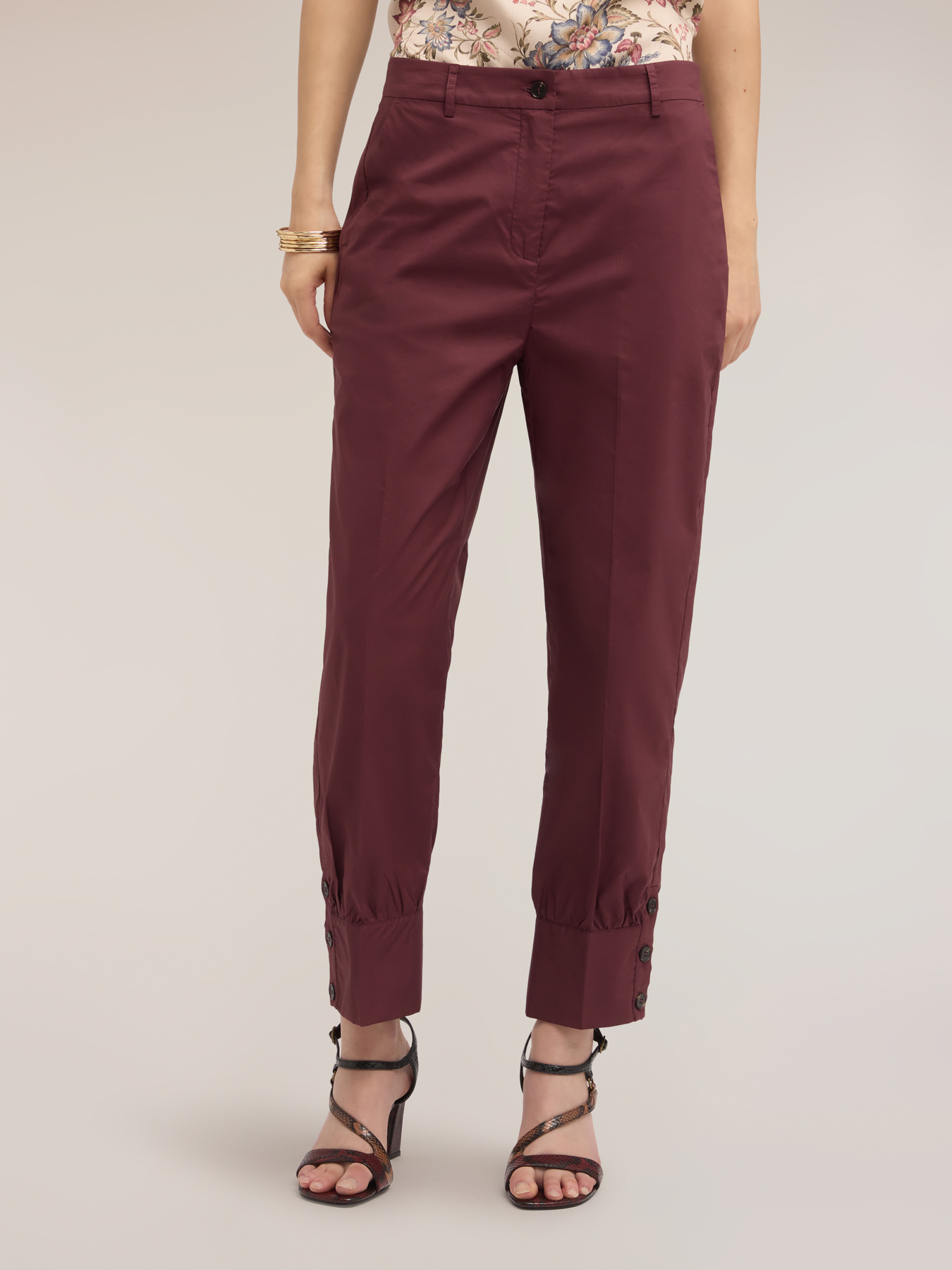Pants with cuff in poplin image number 2