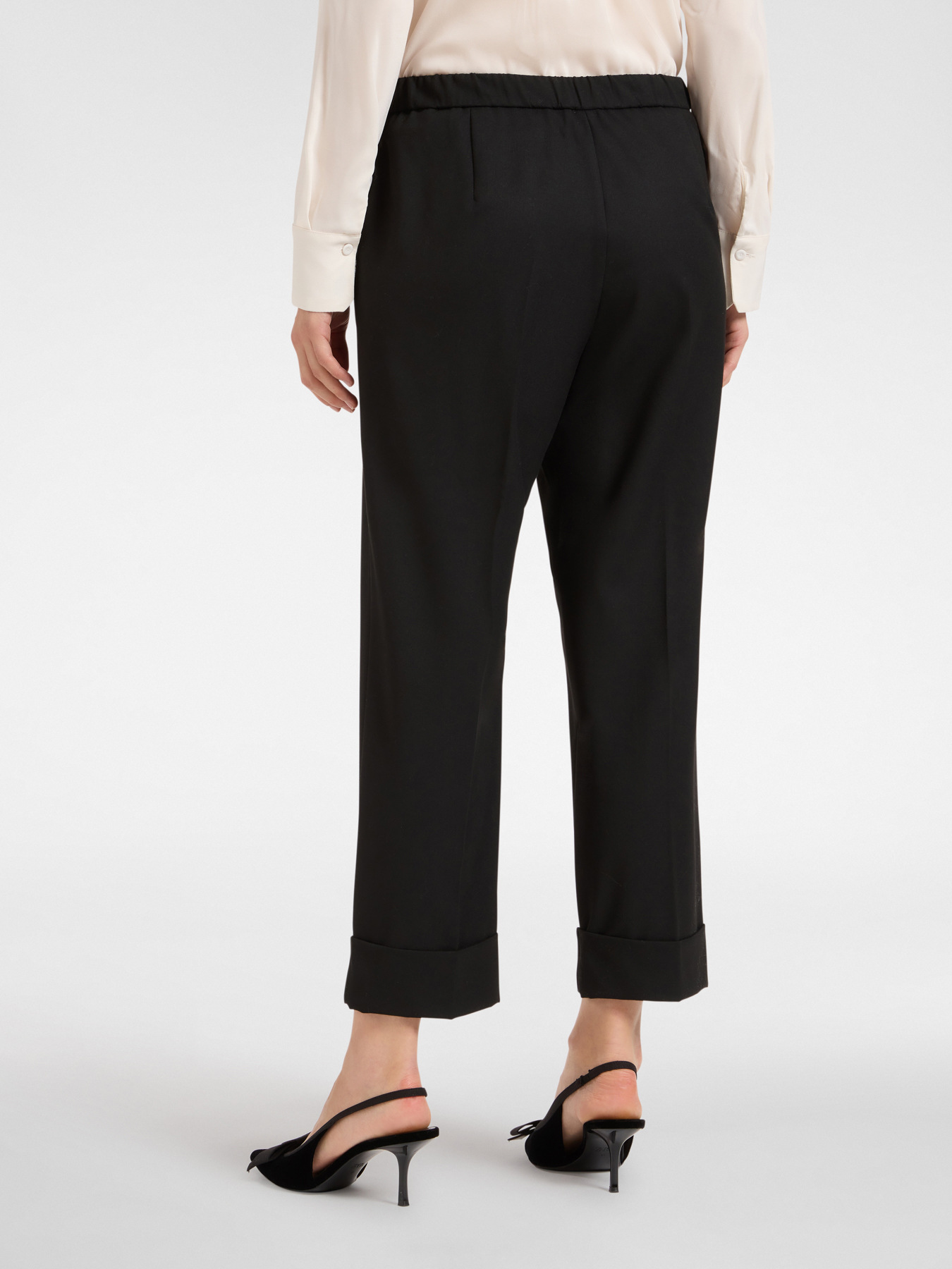 Pantaloni cropped con risvolto image number 1