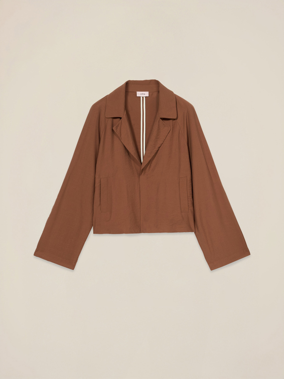 Fluid unstructured jacket
