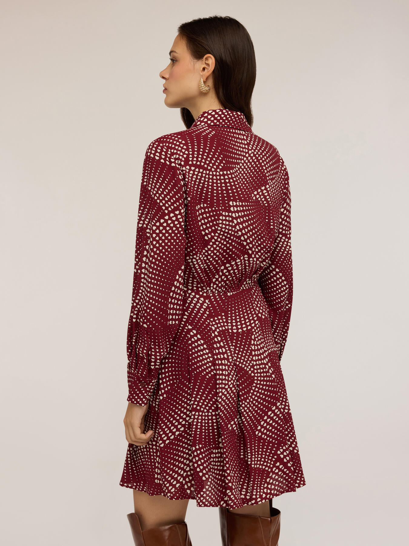 Heart-patterned shirtdress image number 1