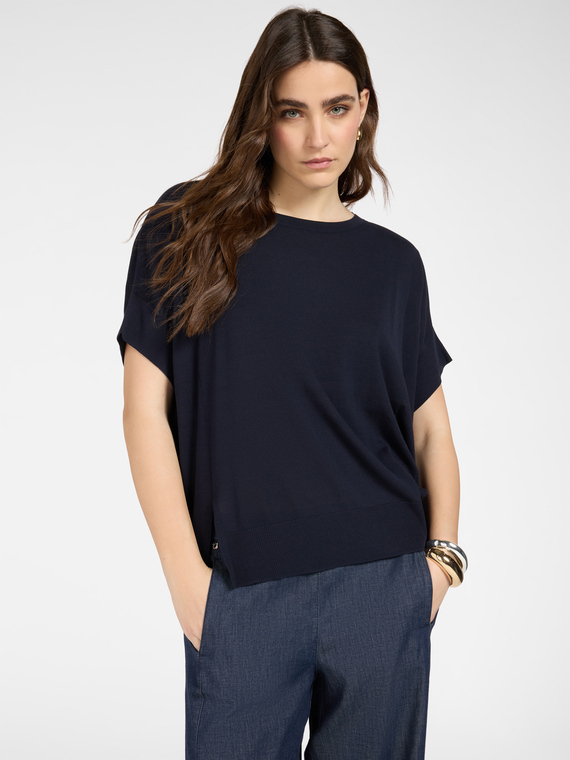 Boxy cotton and modal top