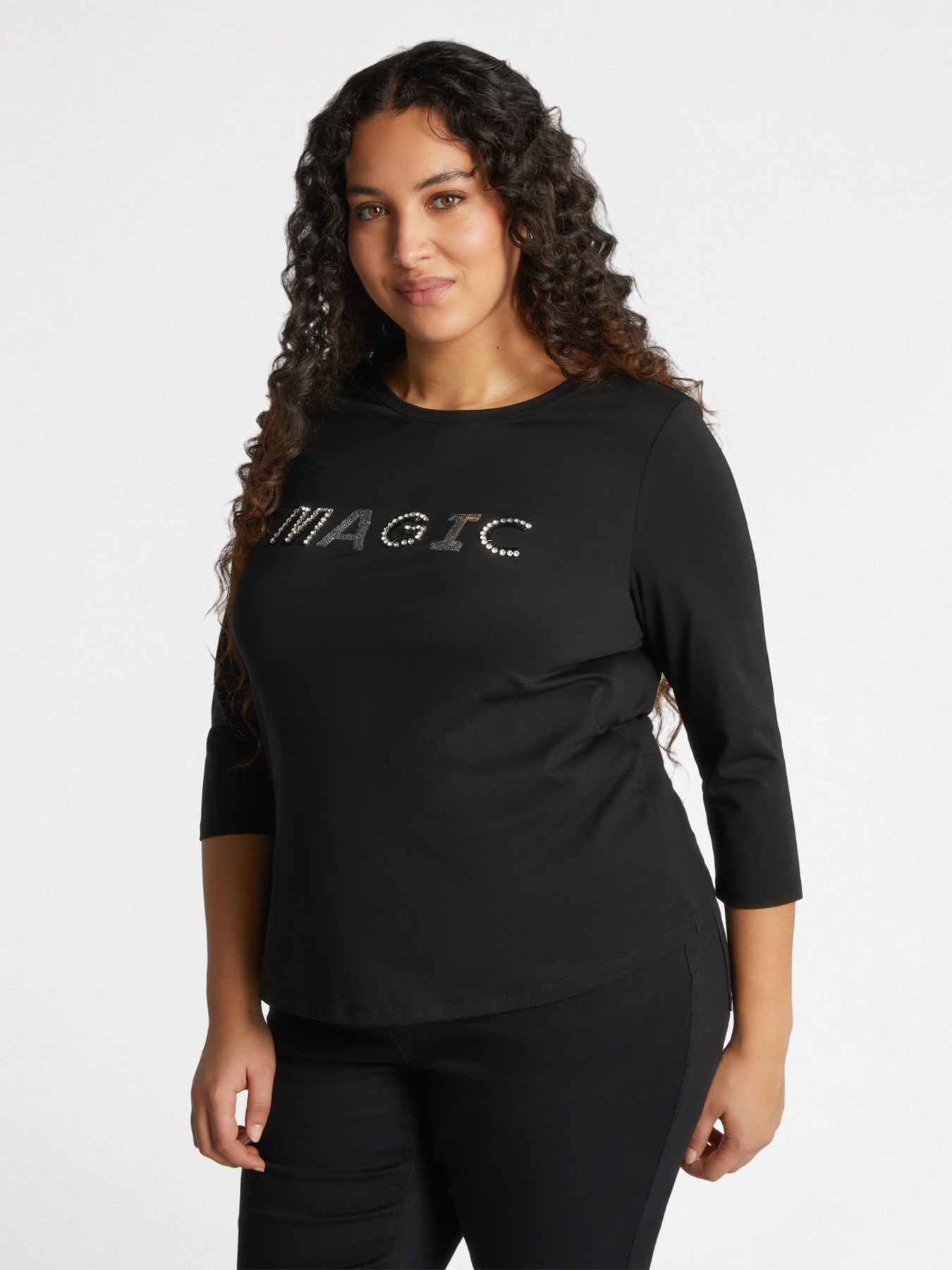 T-Shirt mit Schriftzug „Magic“ image number 0