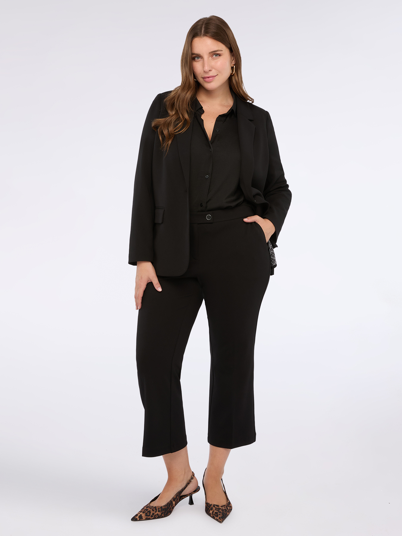 Kick flare pants in stretch fabric image number 0