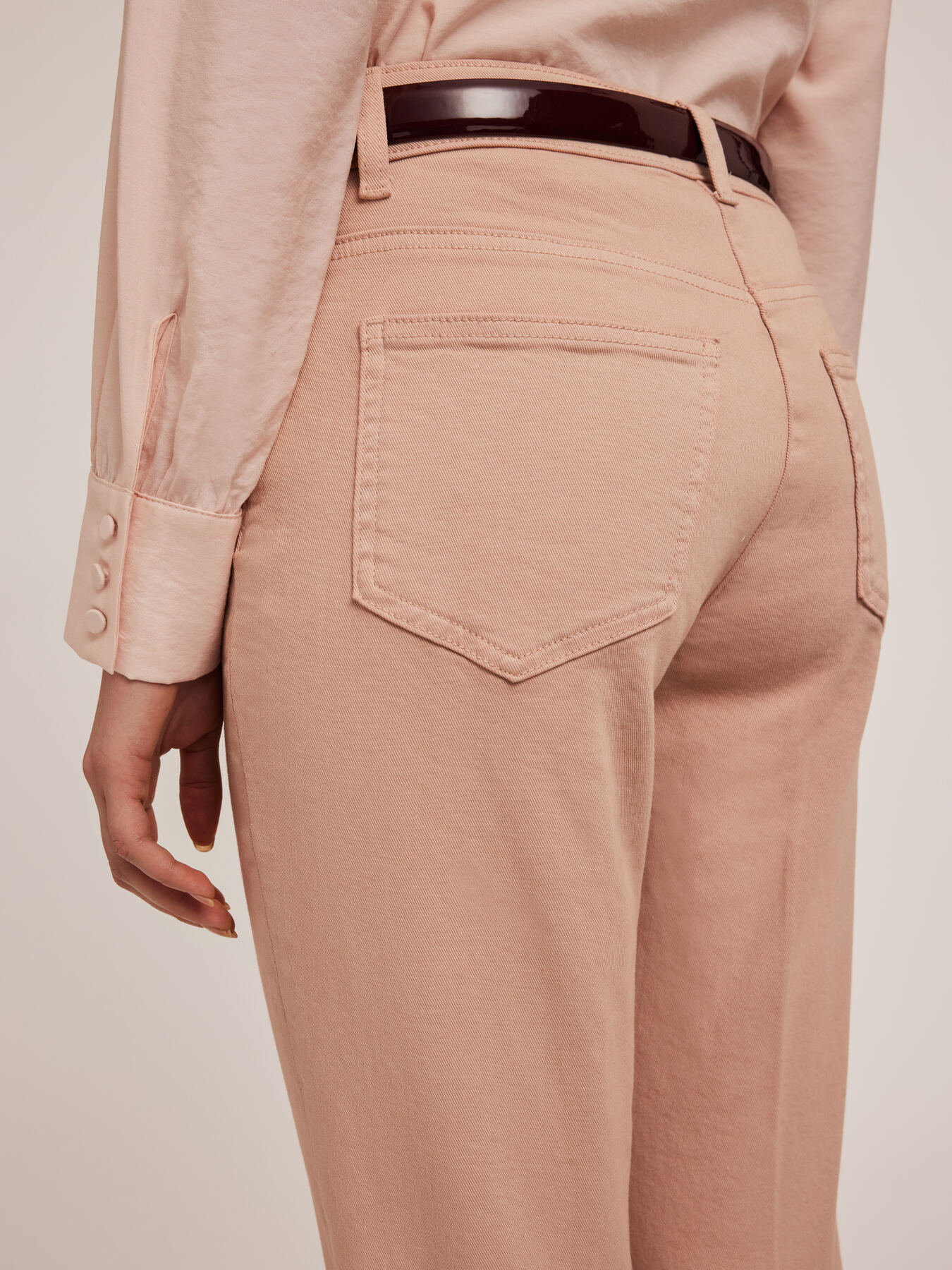 Pantaloni tip morcov din drill Rianne image number 3