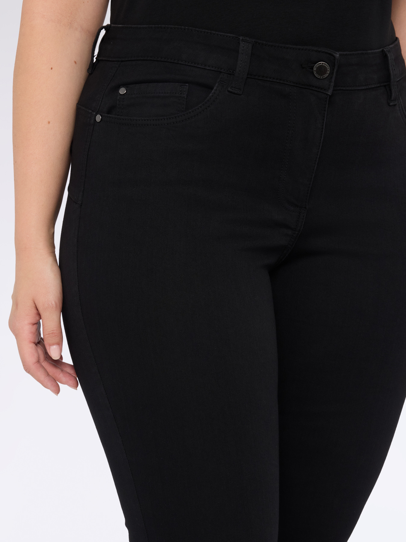 Jeans skinny lavaggio black image number 3