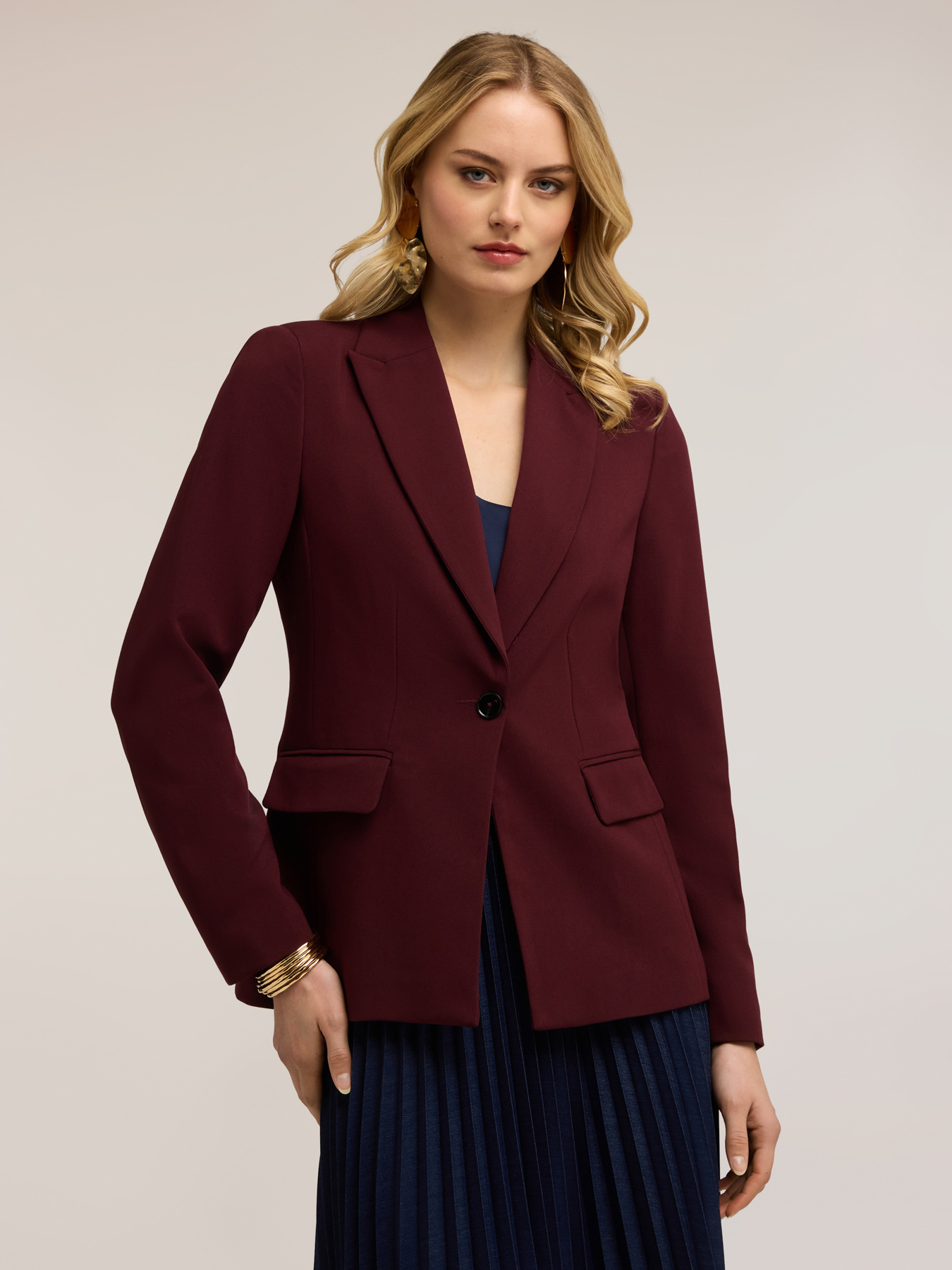 Single-breasted blazer with patch pockets image number 0