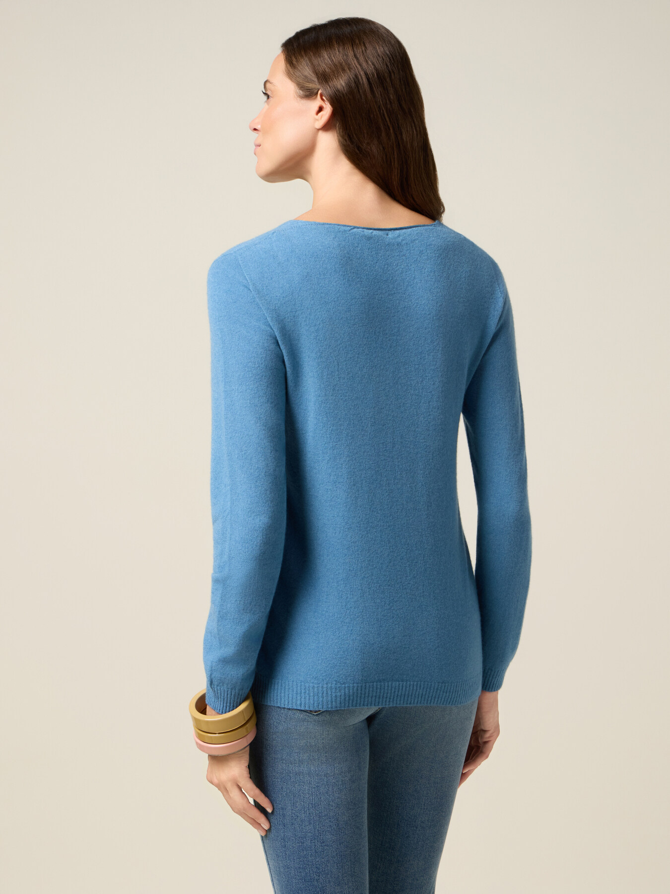 Maglia misto viscosa con scollo a V image number 1