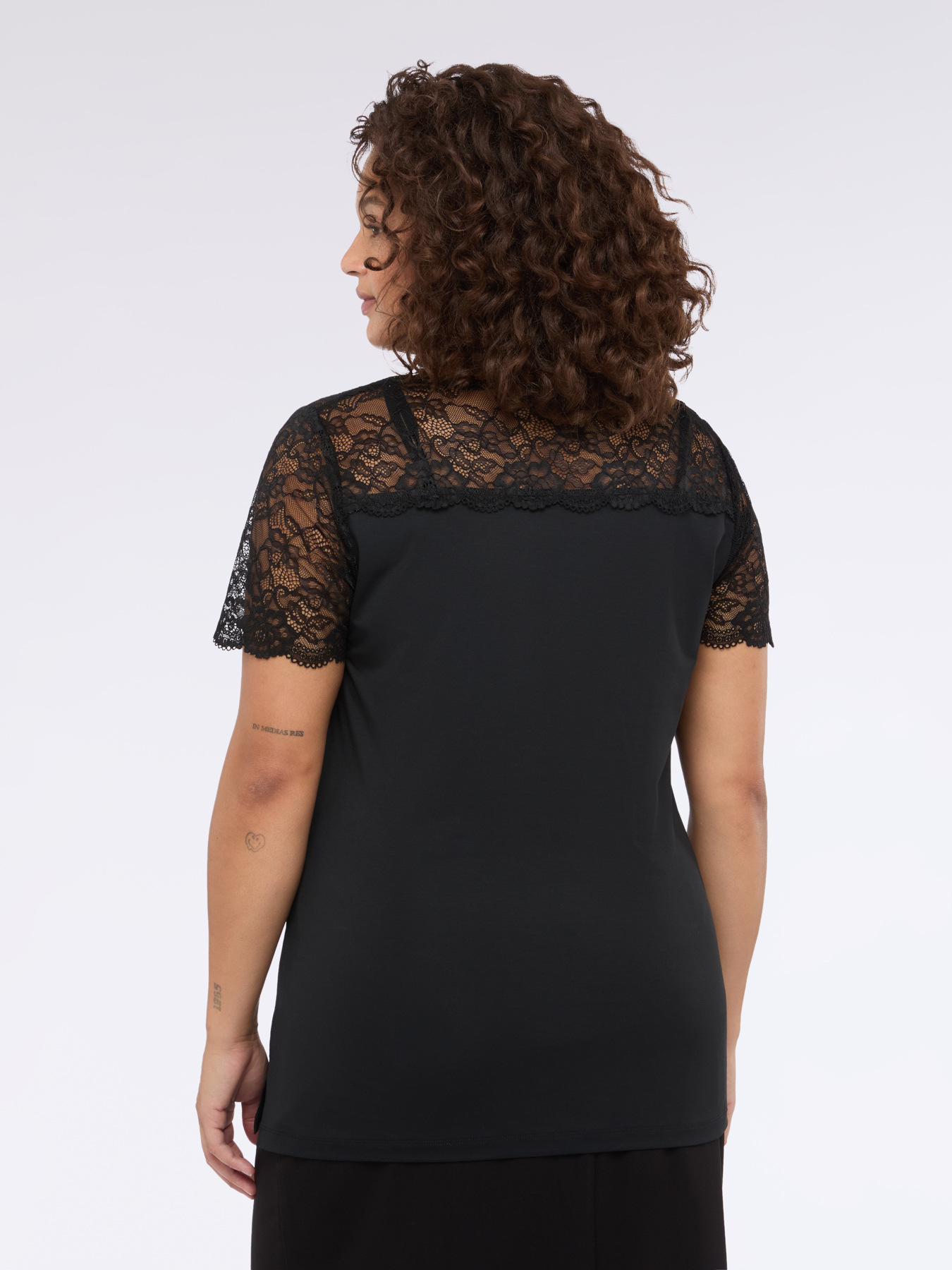 T-shirt with lace details image number 1