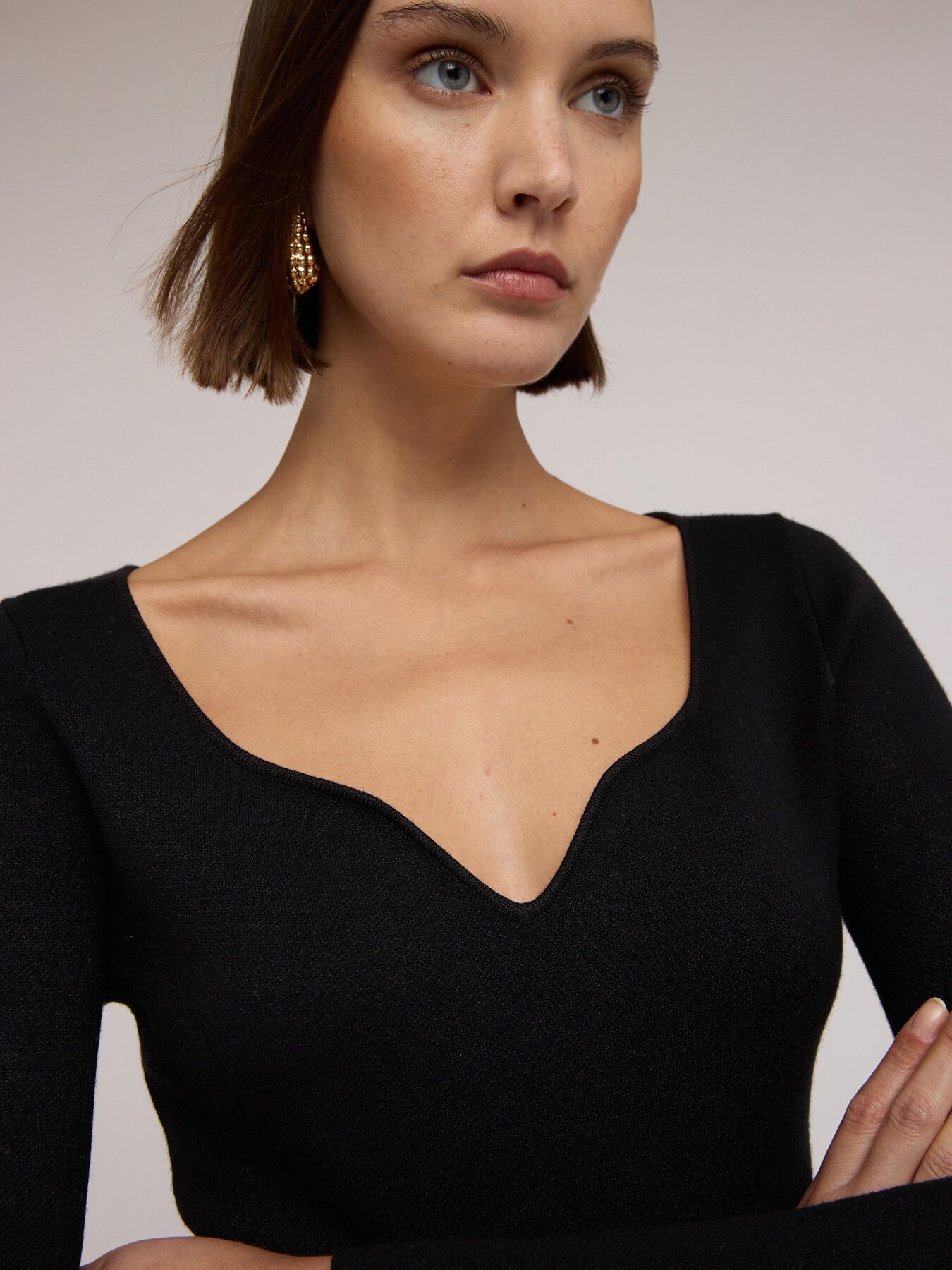 Rochie tubulară din tricot cu decolteu în formă de inimă image number 3