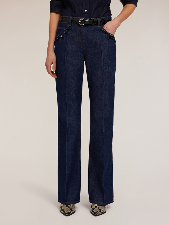Jean flare avec broderie de pierres