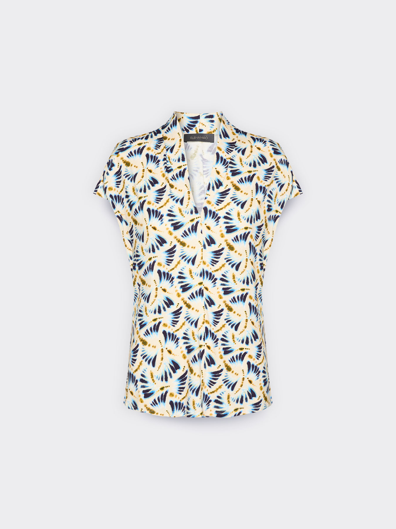 Printed V-neck T-shirt image number 4