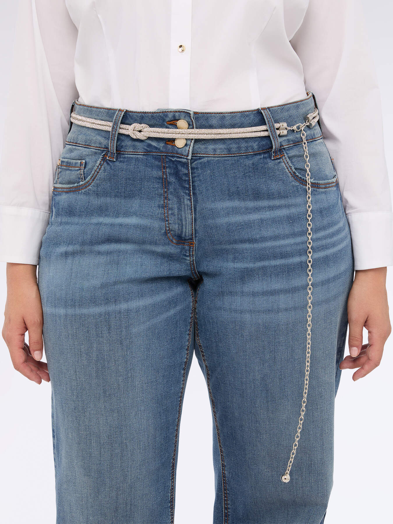 Chain belt with pendant image number 0