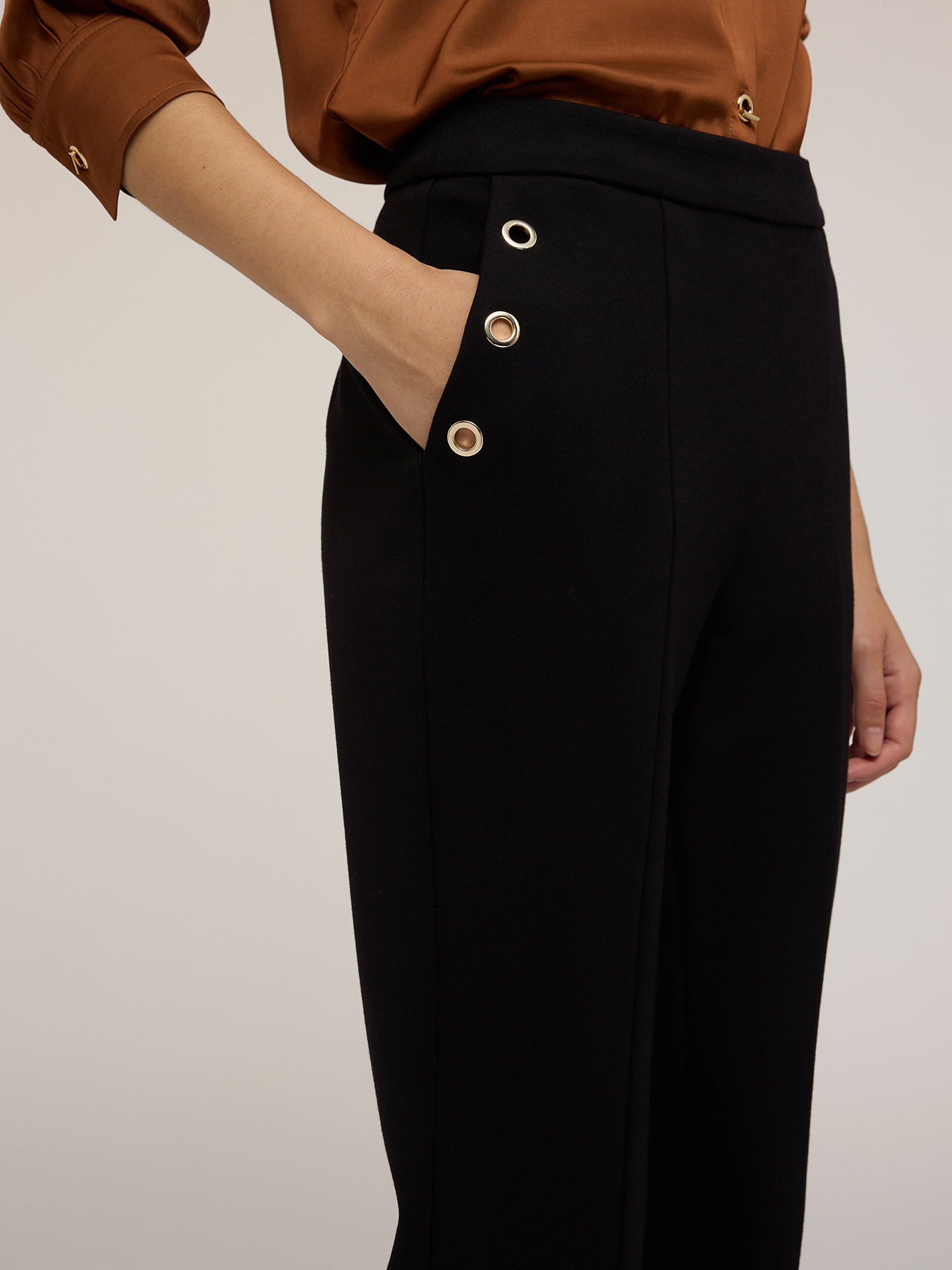 Regular pants with eyelet pattern image number 3