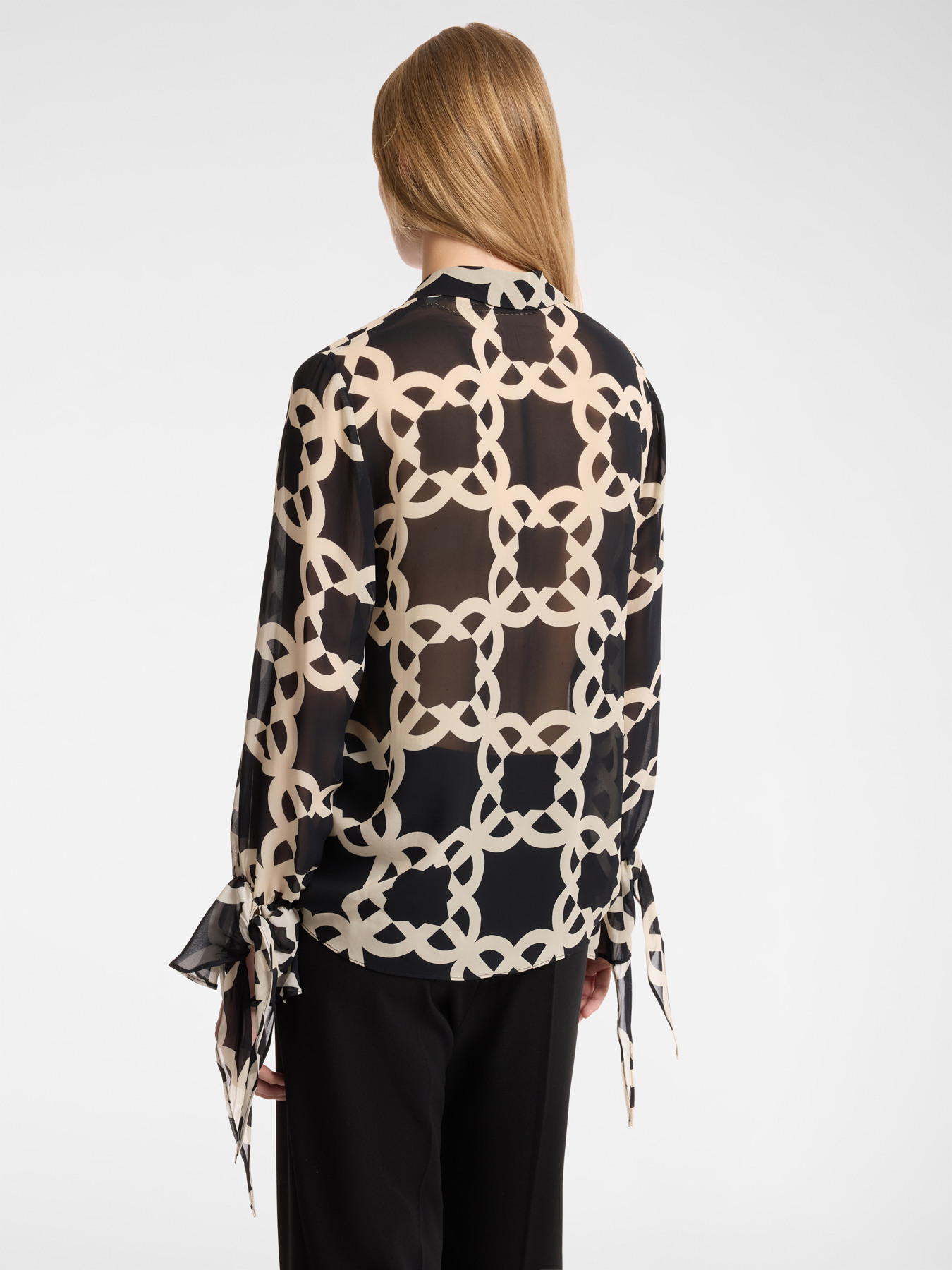 Bluse mit Monogramm image number 1