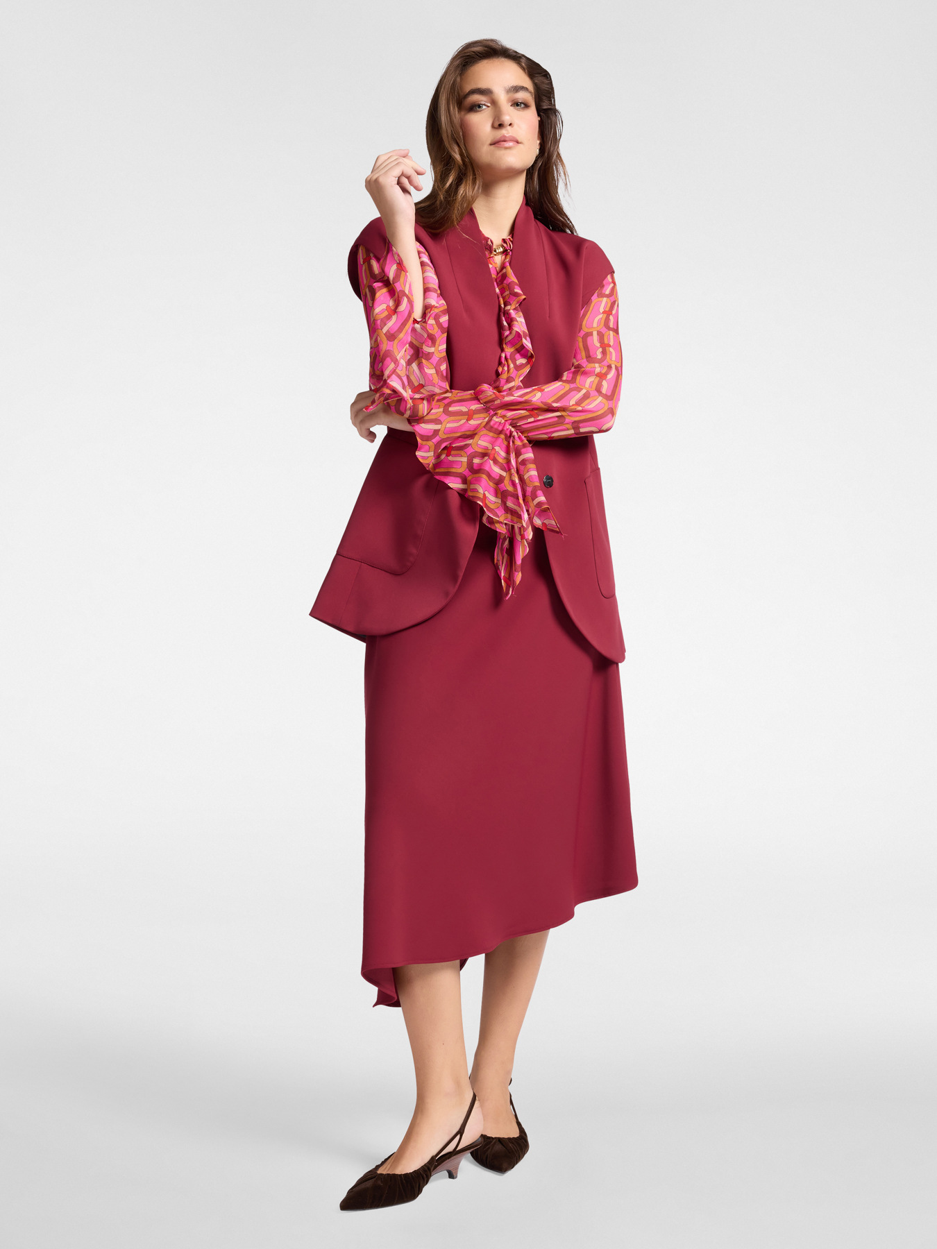 Blazer sem mangas em cady el&aacute;stico image number 2