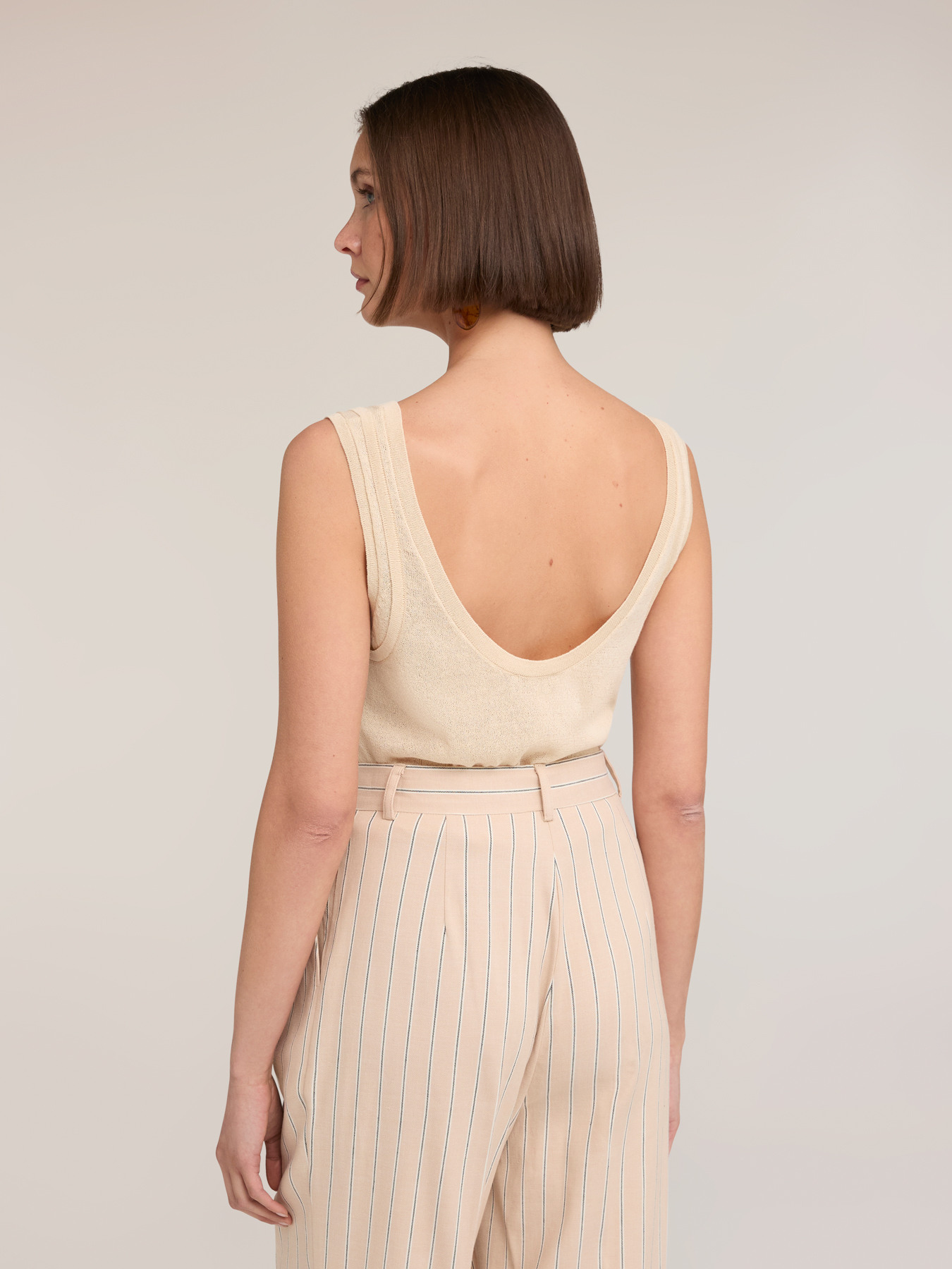 Linen blend knit top image number 1