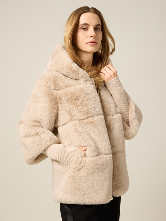 Giubbotto con cappuccio