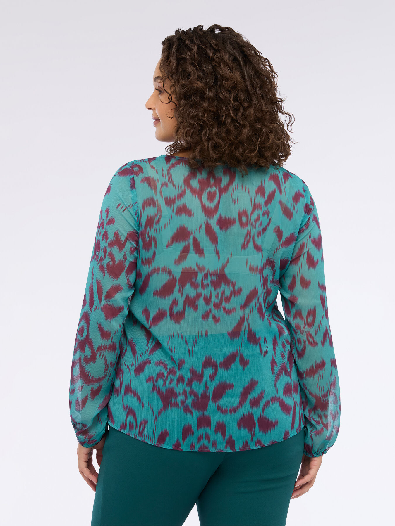Abstract print blouse in crêpon image number 1