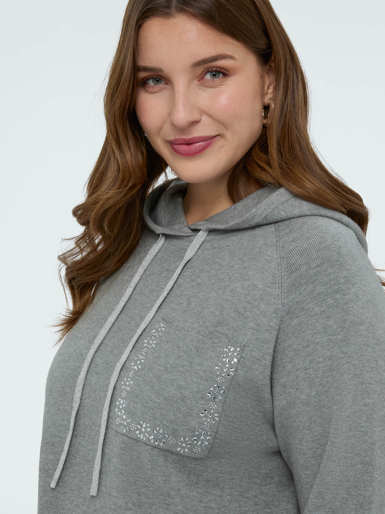 Sweatshirt aus Strick mit verzierter Tasche image number 3
