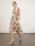 Indian flower patterned long-sleeved dress image number 3