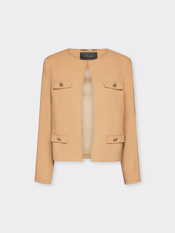 Chaqueta corta de cuello redondo