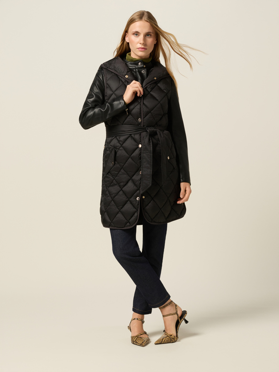 Gilet piumino lightweight con cappuccio