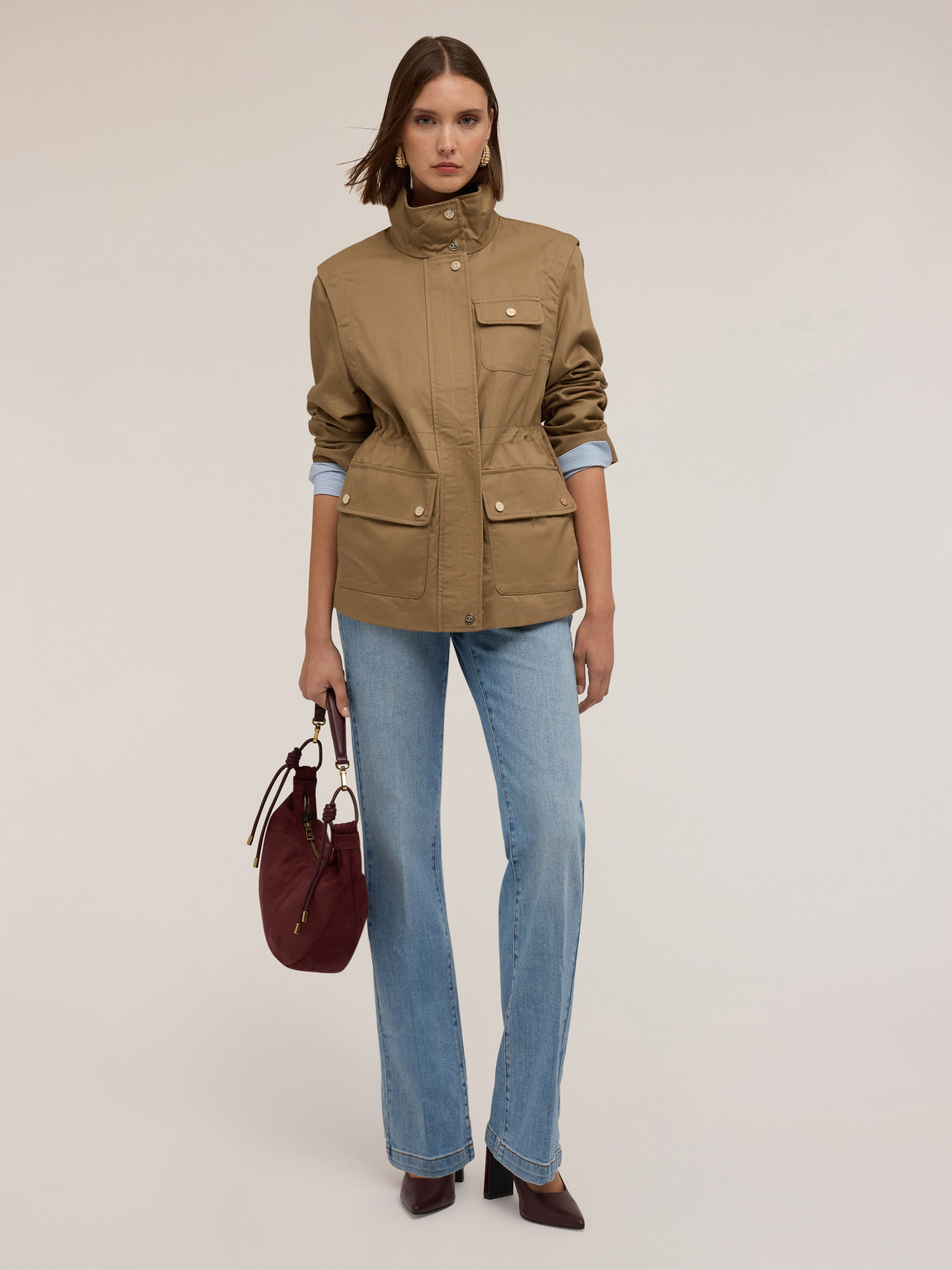 Light blue flare jeans image number 2