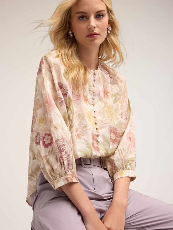 Cotton muslin oversized blouse with floral pattern