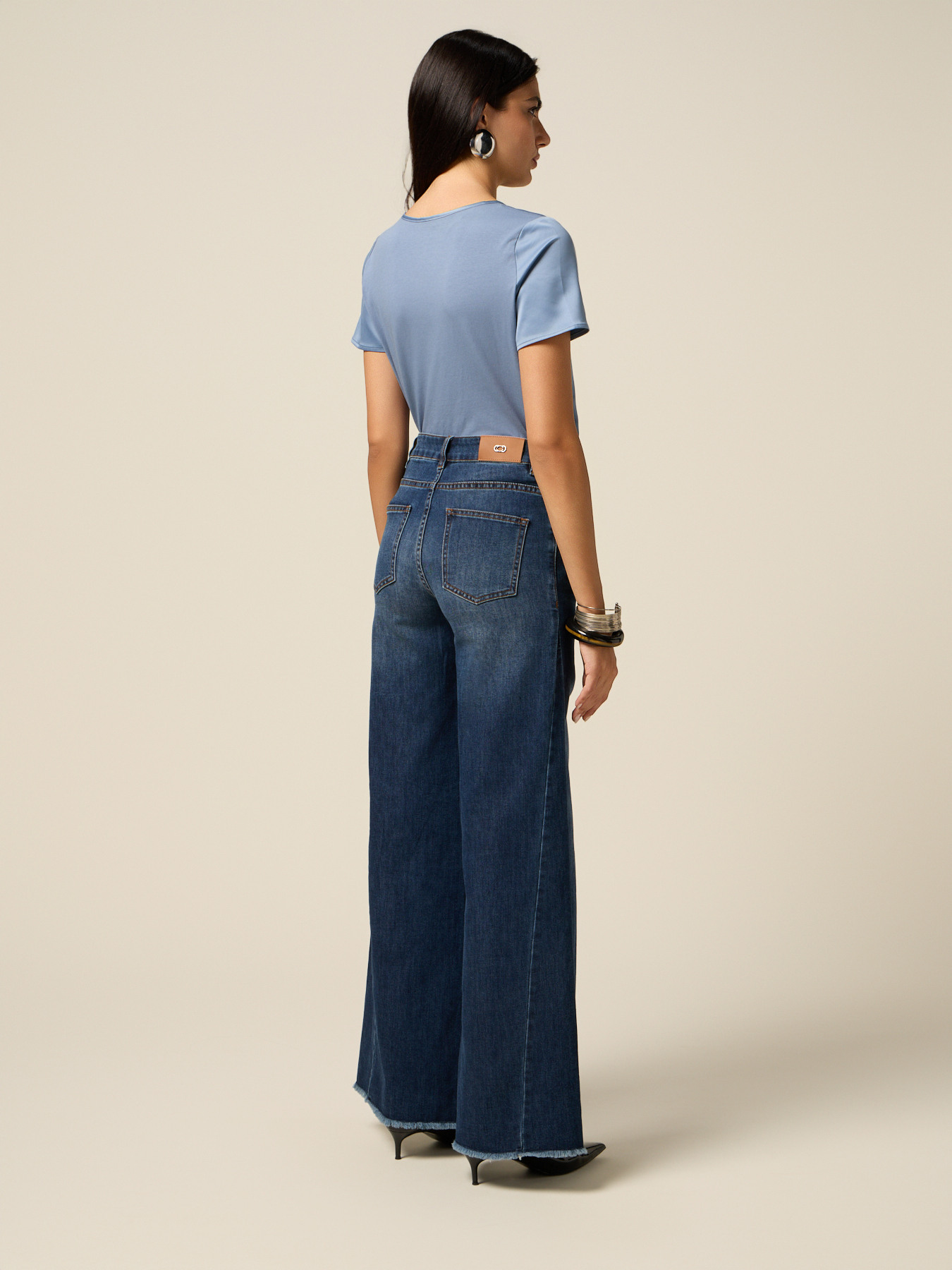 Jeans a palazzo con patch gioiello image number 1