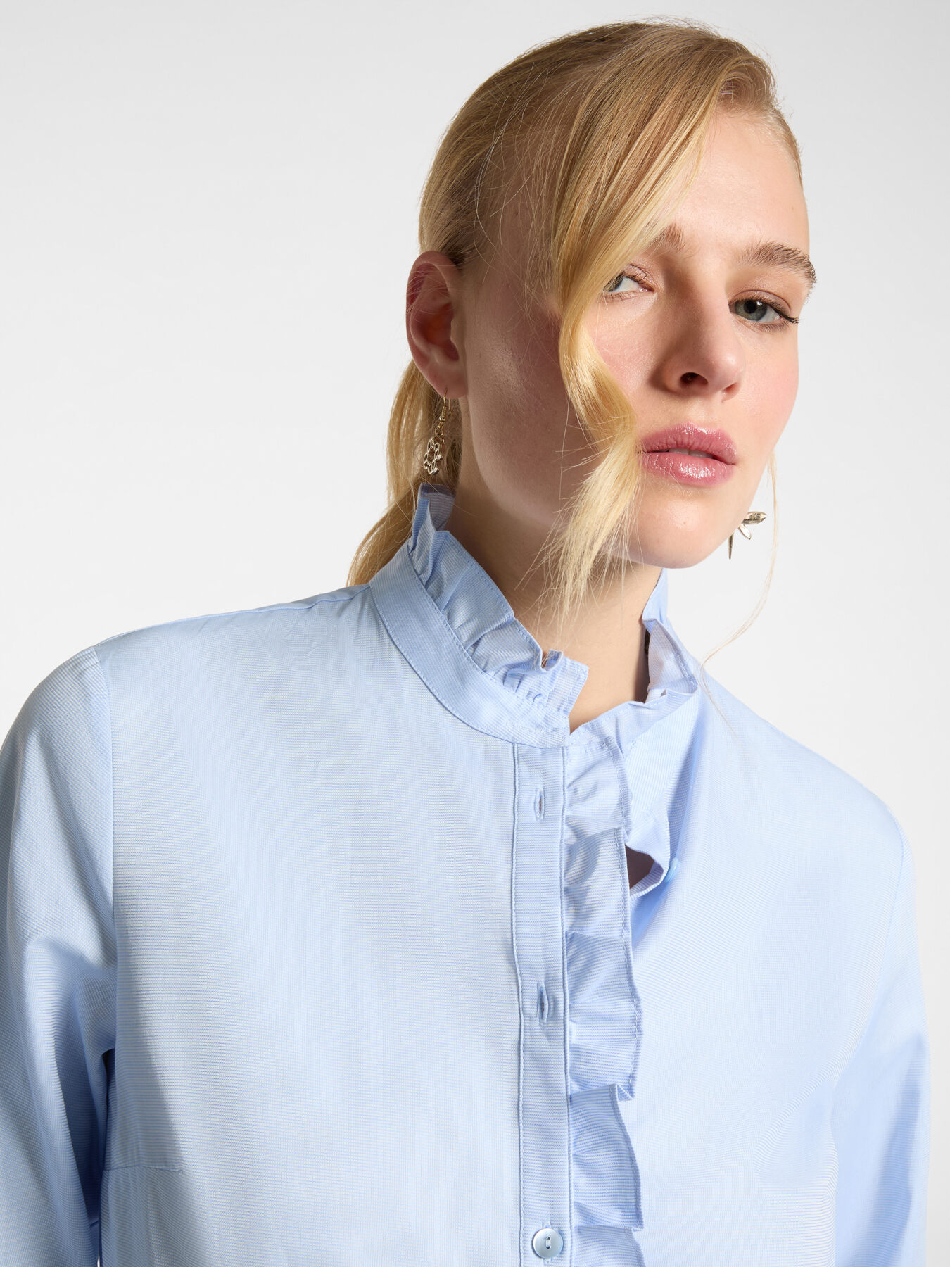Chemise Oxford avec volant sur le devant image number 3