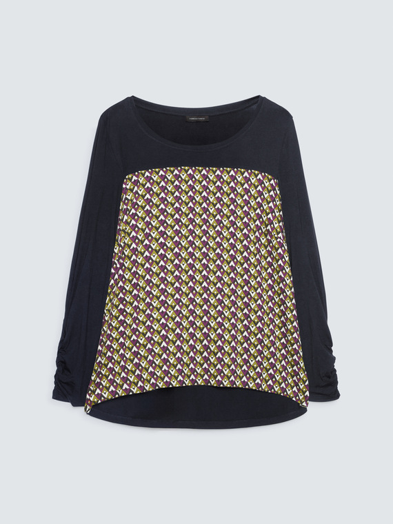 Zweifarbiges T-Shirt mit Optical-Print