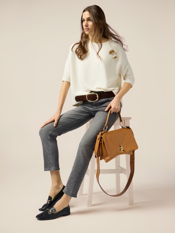 Regular jeans with decorative studs