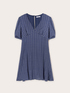 Kurzes Kleid mit Paris-Muster image number 4