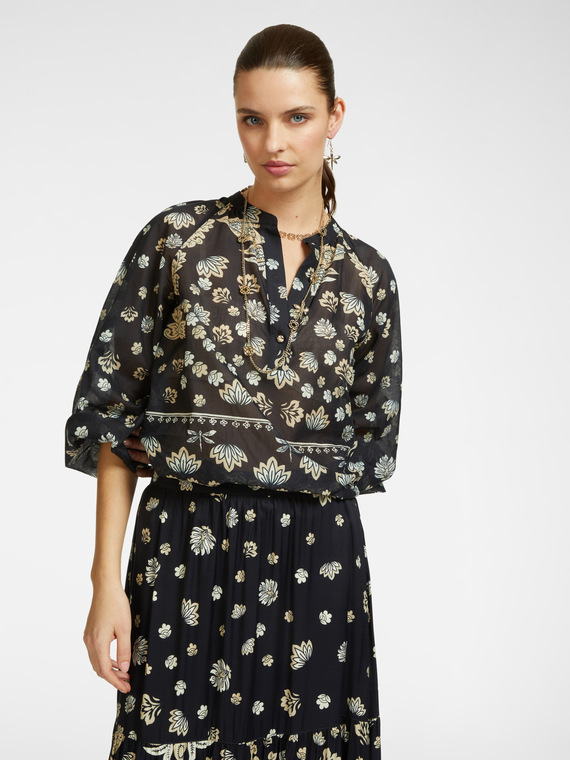 Blusa estampada em musselina de algodão