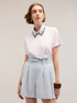 T-shirt con colletto ricamato con pietre image number 0
