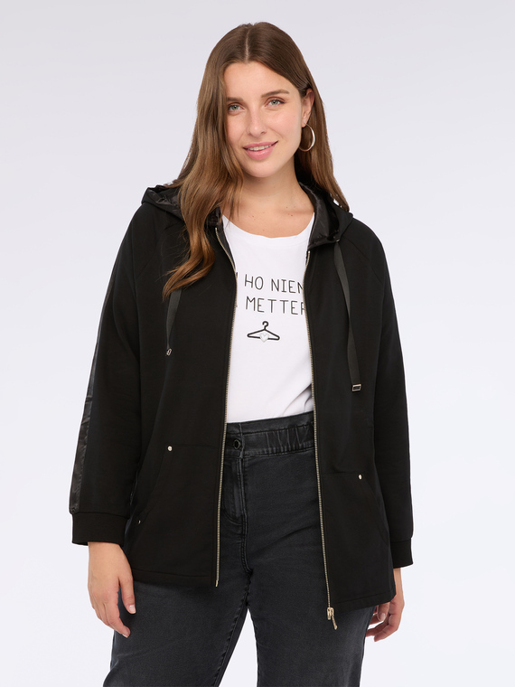 Hooded zip-up sweatshirt