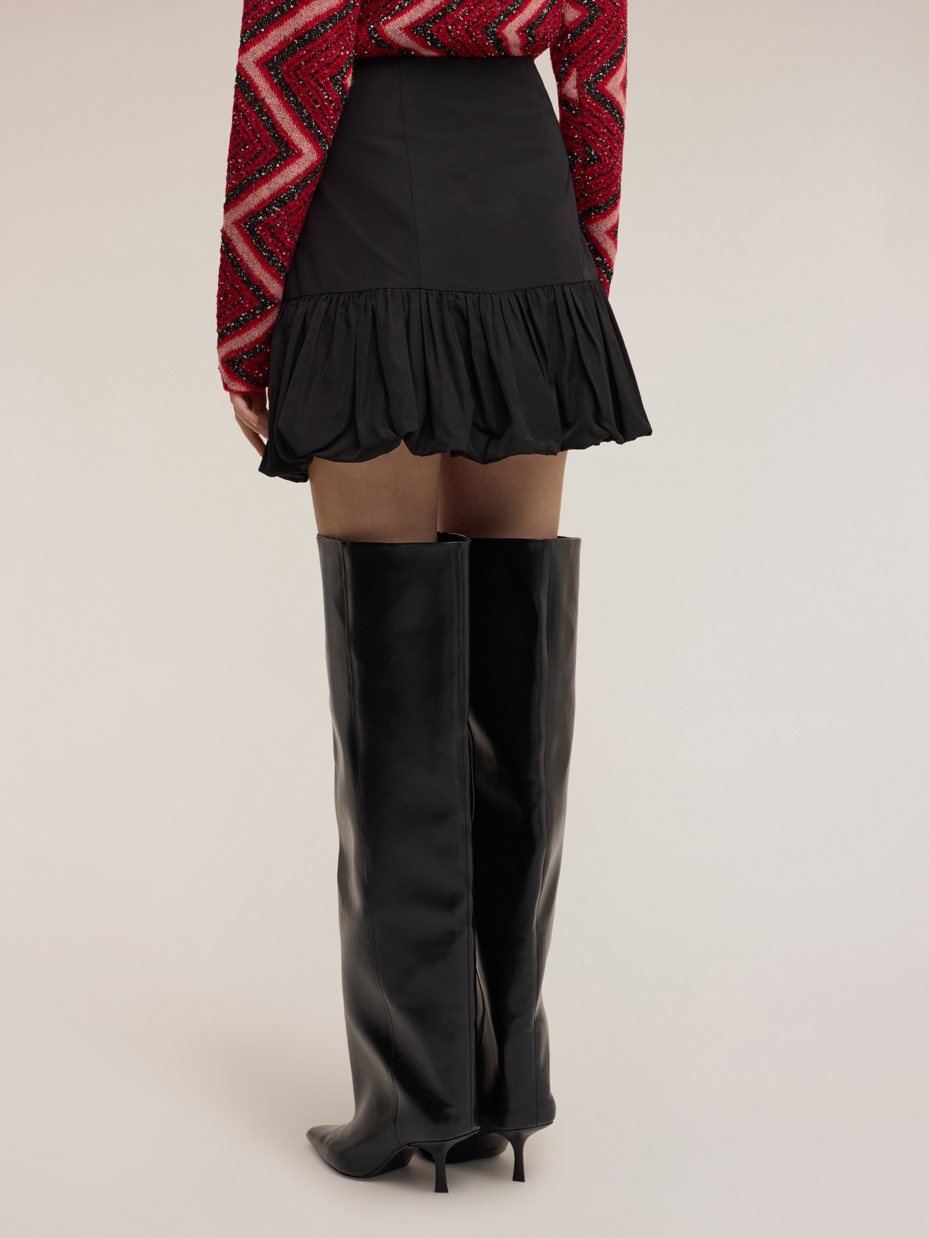 Short skirt with taffeta ruffle image number 1