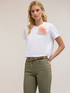 Boxy T-shirt with flower brooch image number 2