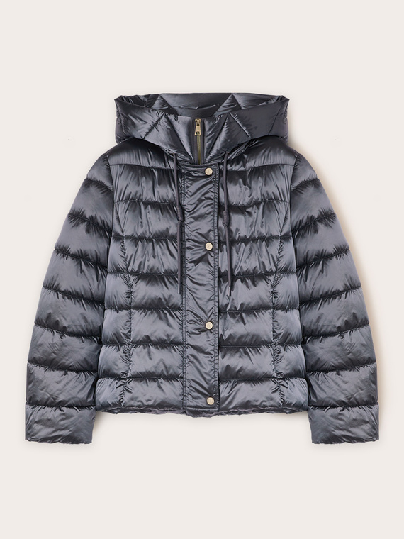 Piumino in nylon lucido