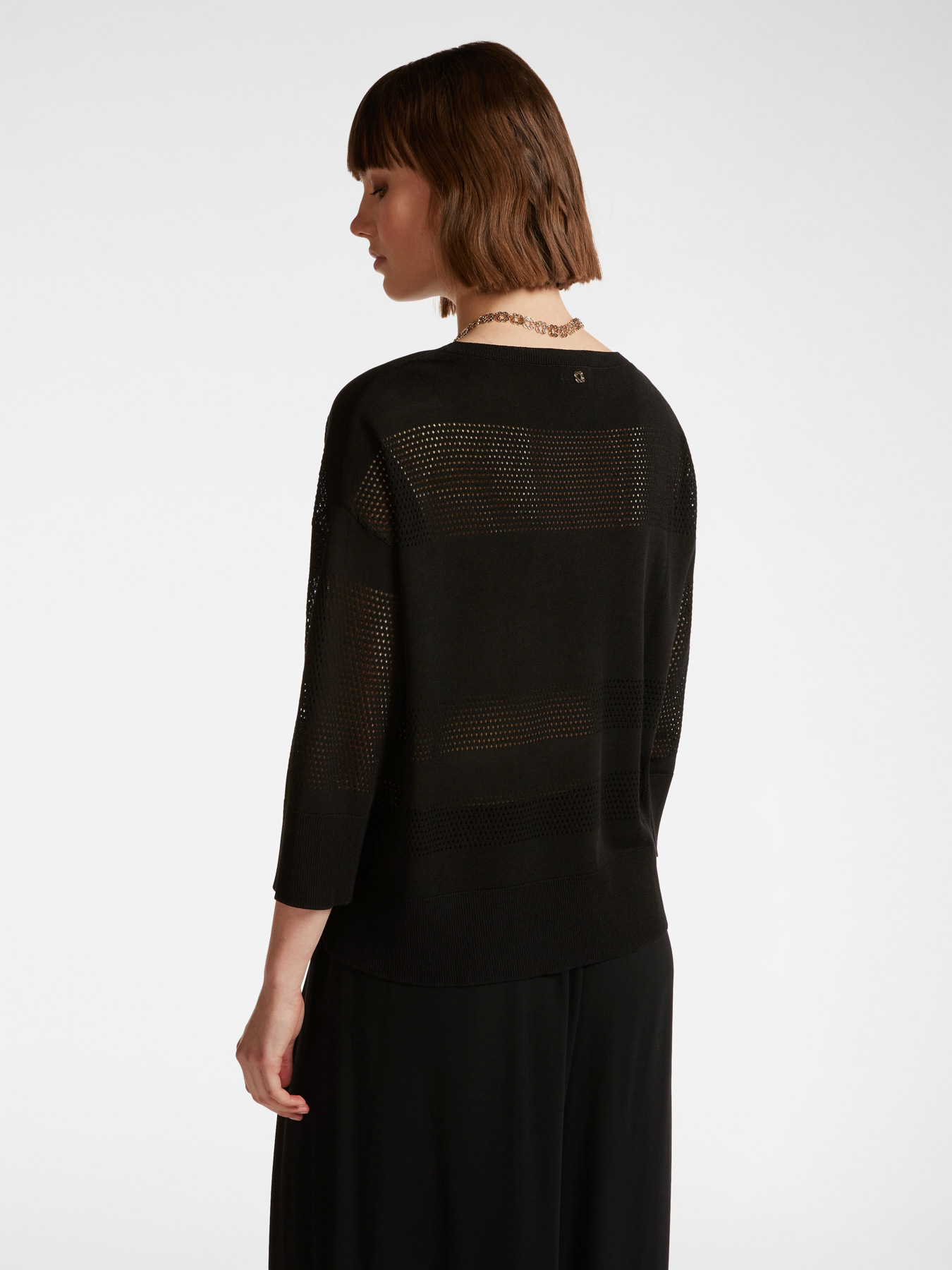 Camisola perfurada image number 1