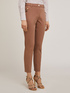 Pantalon regular avec des boutons métalliques image number 2