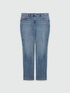 Light washed skinny jeans image number 4