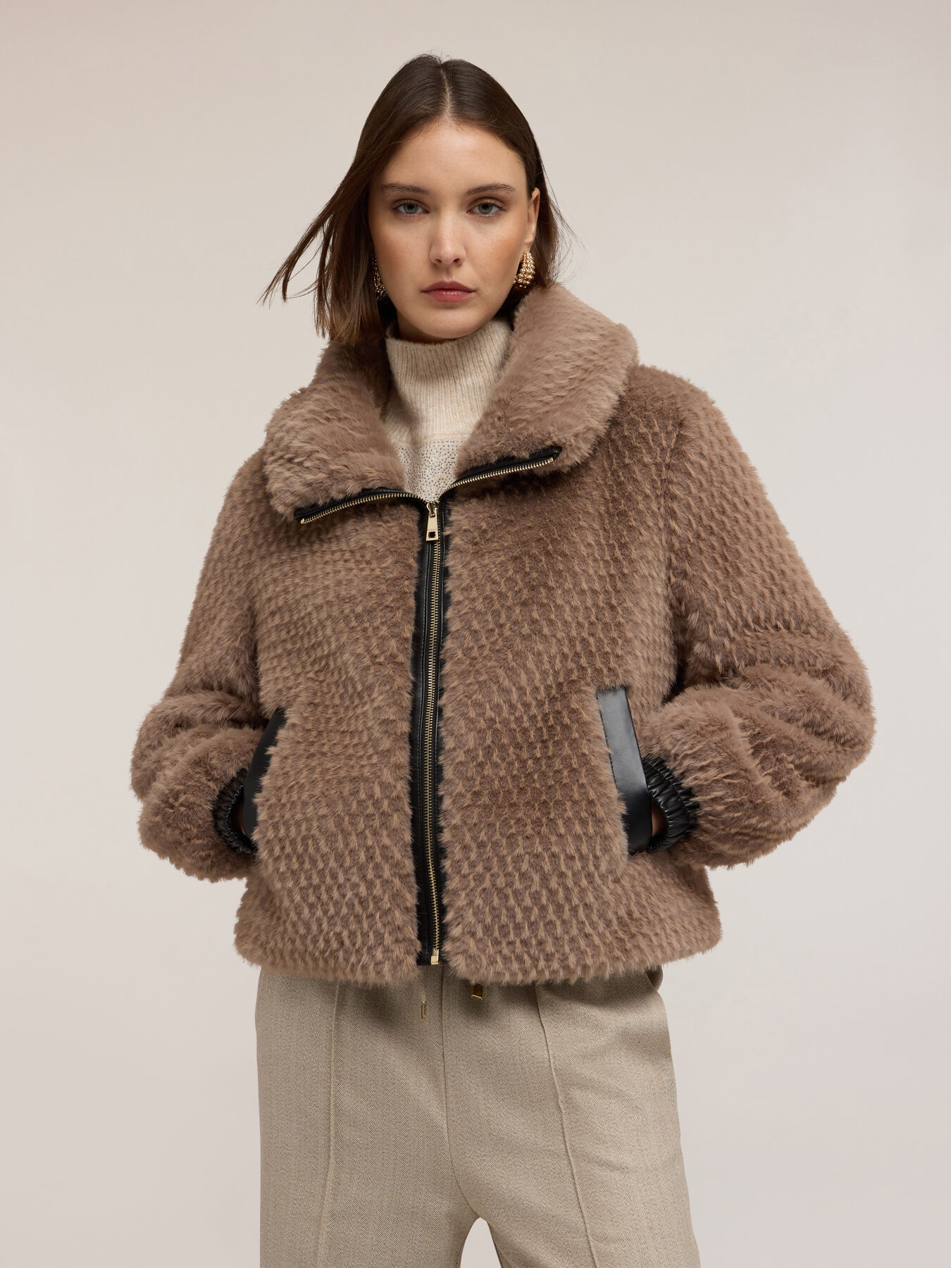 Plush effect jacket image number 2