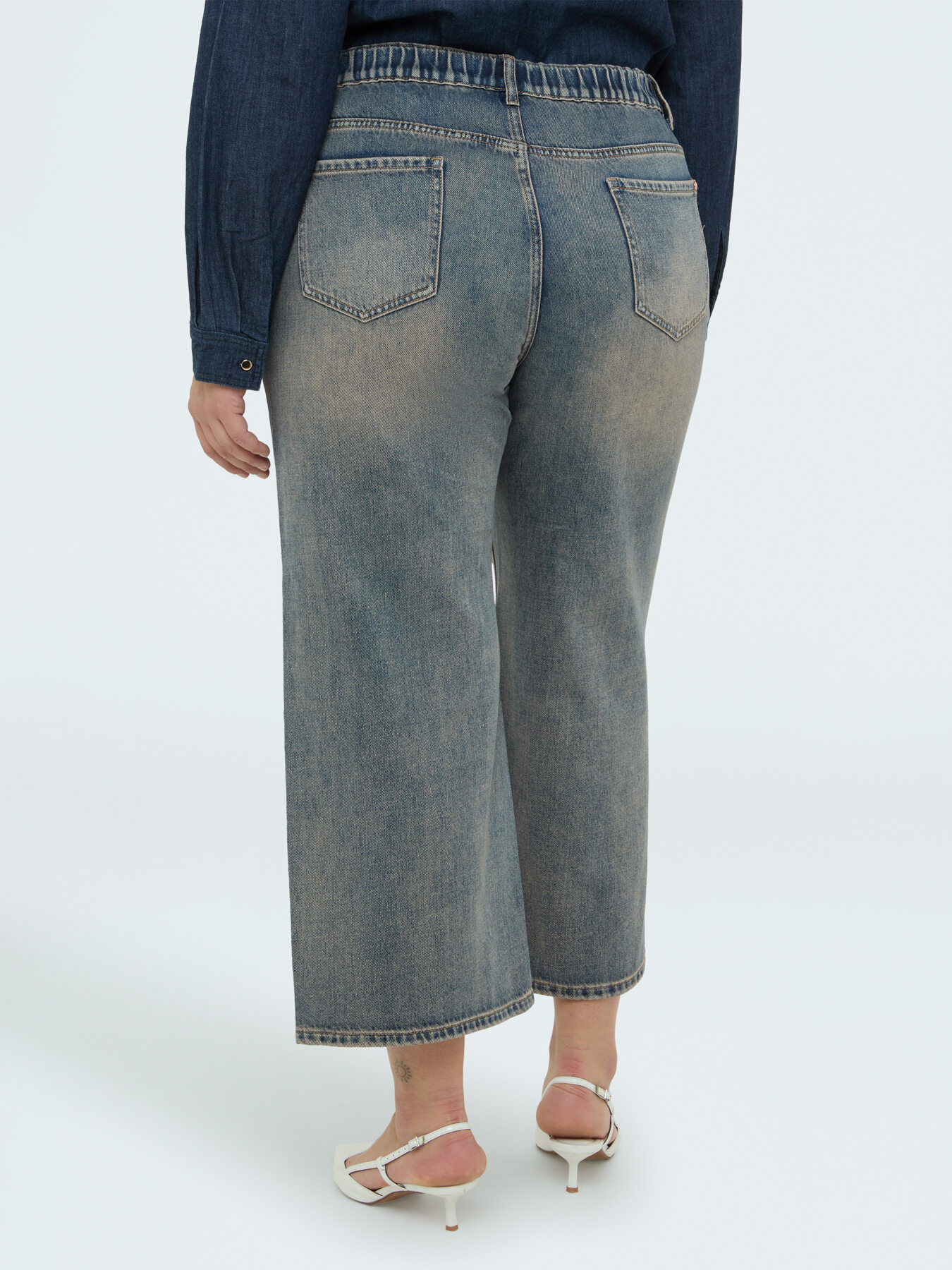 Cropped jeans washed wash image number 1